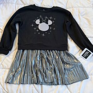 Disney Minnie Mouse Black Top with White Logo